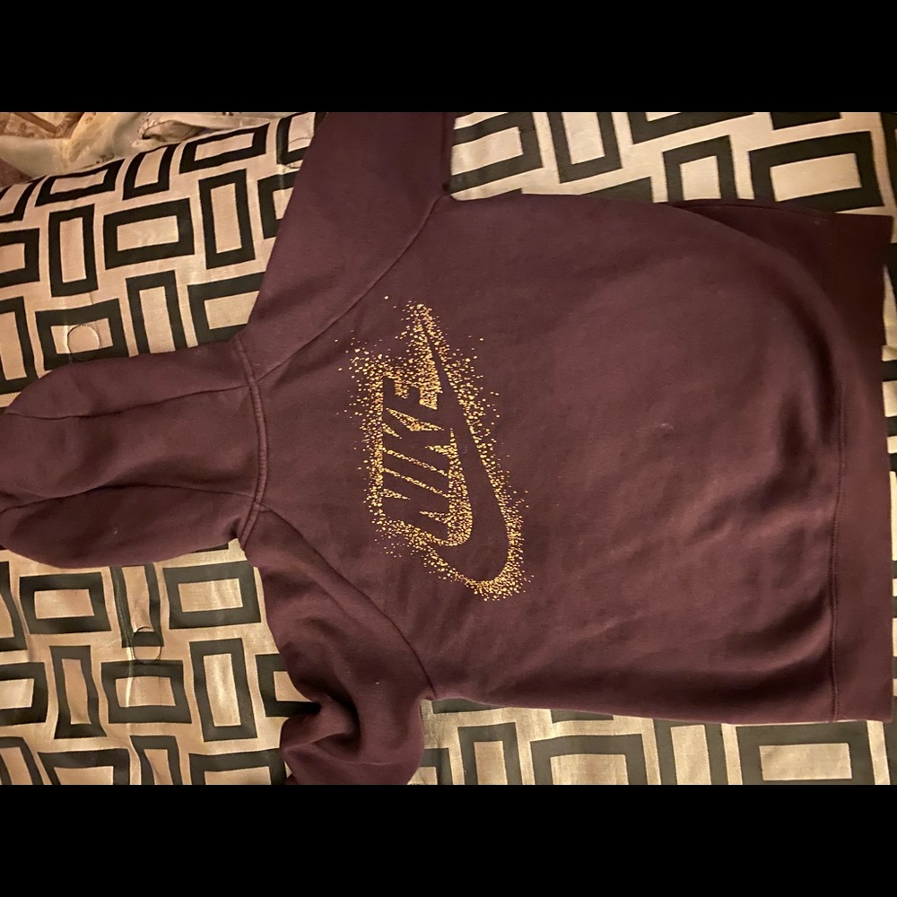 nike hoodie